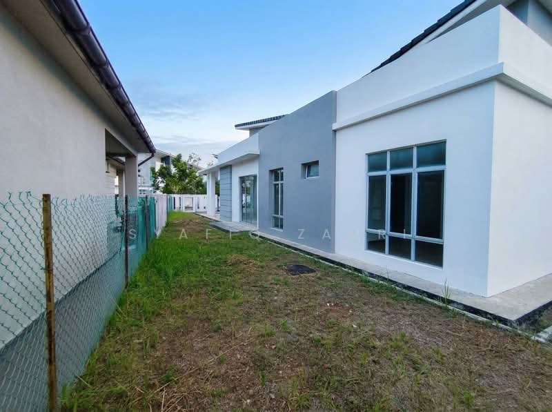 Semi-Detached House for Sale in Kotasas (Kuantan) - Syafiq Zamri - Exterior - PropertyGuru.com.my