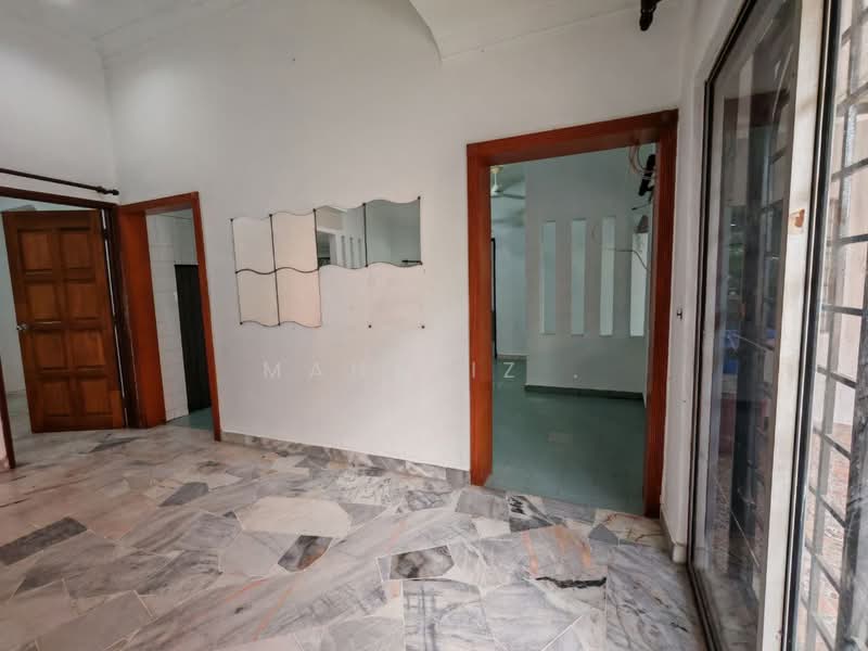 1.5-storey Terraced House for Sale in Seksyen 28 (Shah Alam) - Mahafiz . - PropertyGuru.com.my