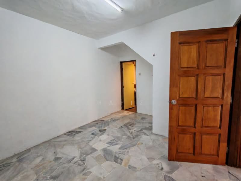 1.5-storey Terraced House for Sale in Seksyen 28 (Shah Alam) - Mahafiz . - PropertyGuru.com.my