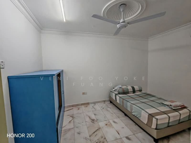 Rumah Teres 1 Tingkat untuk Dijual di Bukit Raja (Selangor) - Veni Foo Yoke Fuang - Bedroom - PropertyGuru.com.my