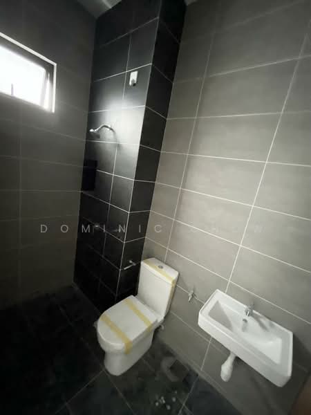 2-storey Terraced House for Rent in Taman Dato Onn (Johor Bahru) - Dominic Chow - Bathroom - PropertyGuru.com.my