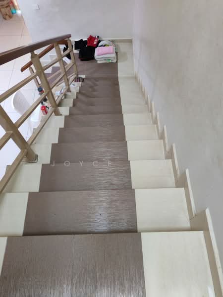 Cluster House for Sale in Taman Mount Austin (Tebrau) - Joyce Gan - Corridor - PropertyGuru.com.my
