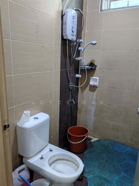 Cluster House for Sale in Taman Mount Austin (Tebrau) - Joyce Gan - Bathroom - PropertyGuru.com.my