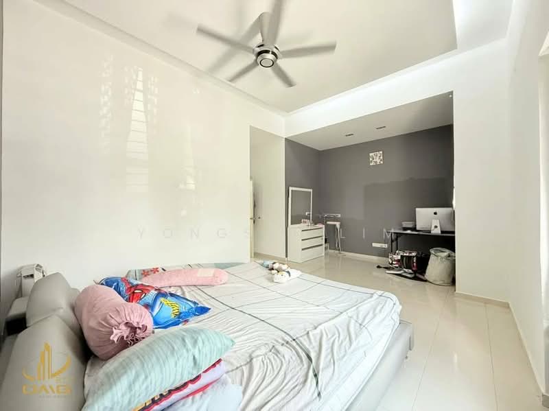 2-storey Terraced House for Sale in Setia Indah (Setia Alam) - Yongsen Lim - Bedroom - PropertyGuru.com.my