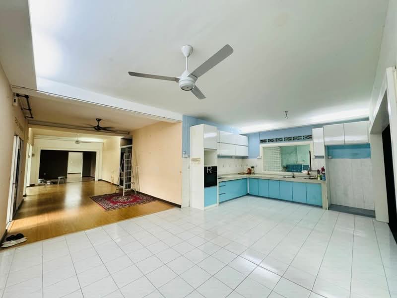 Bungalow for Rent in Ulu Kelang (Selangor) - Farah Rasul - Kitchen - PropertyGuru.com.my