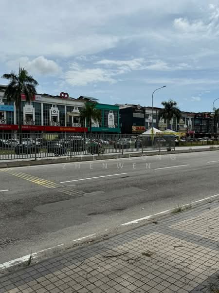 Warehouse for Rent in Puchong (Selangor) - Dante Leong Zhenwen - Exterior - PropertyGuru.com.my