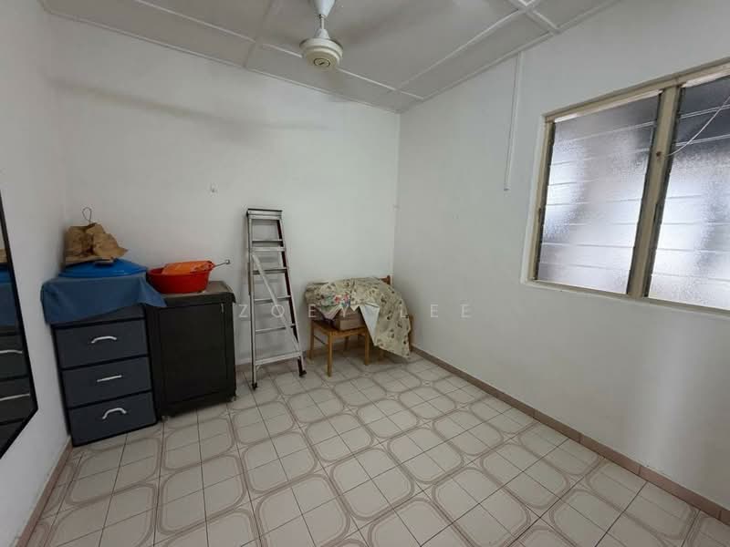 Flat for Sale at Flat Taman Ungku Tun Aminah - Zoey Lee - PropertyGuru.com.my