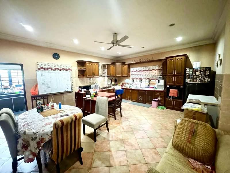 Bungalow for Sale in SS1 (Petaling Jaya) - Ahmad Muslim - Kitchen - PropertyGuru.com.my