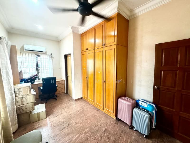 Bungalow for Sale in SS1 (Petaling Jaya) - Ahmad Muslim - PropertyGuru.com.my