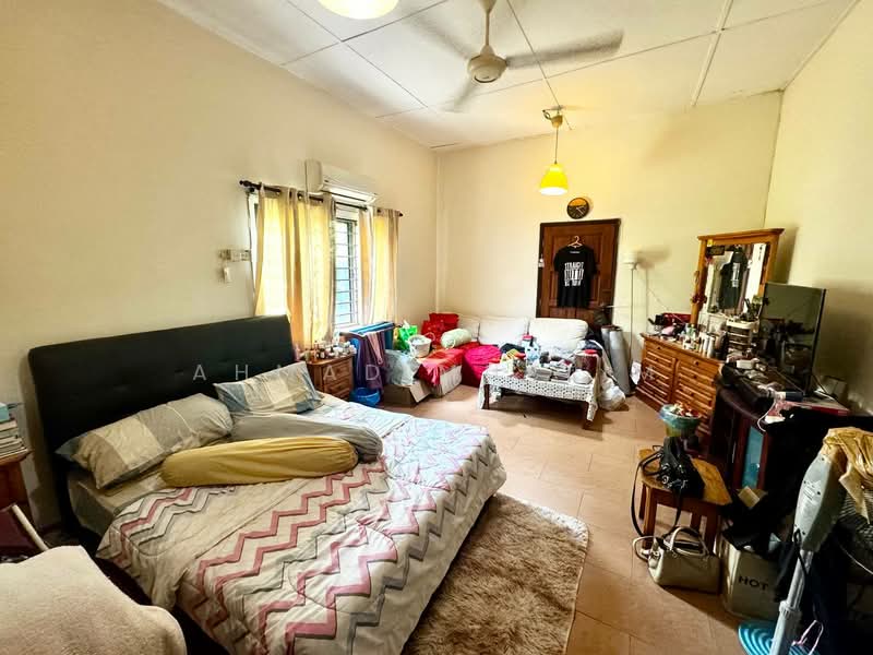 Bungalow for Sale in SS1 (Petaling Jaya) - Ahmad Muslim - PropertyGuru.com.my
