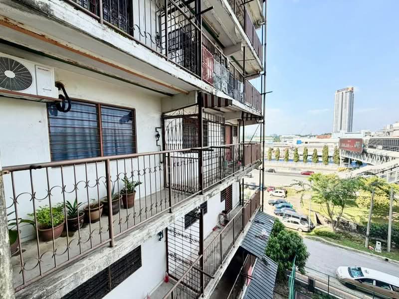 Rumah Flat untuk Dijual di Flat PKNS Seksyen 8 - Ahmad Muslim - PropertyGuru.com.my