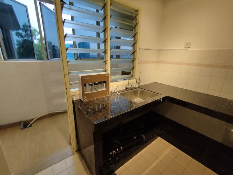 Pangsapuri untuk Disewa di Kenanga Apartments - Jeslyn Goh - Kitchen - PropertyGuru.com.my