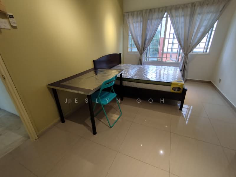 Pangsapuri untuk Disewa di Kenanga Apartments - Jeslyn Goh - Bedroom - PropertyGuru.com.my