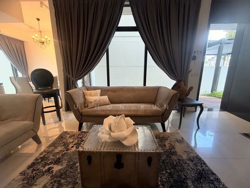 Rumah Teres untuk Disewa di Medini (Iskandar Puteri (Nusajaya)) - U Hon Kun - Living Room - PropertyGuru.com.my