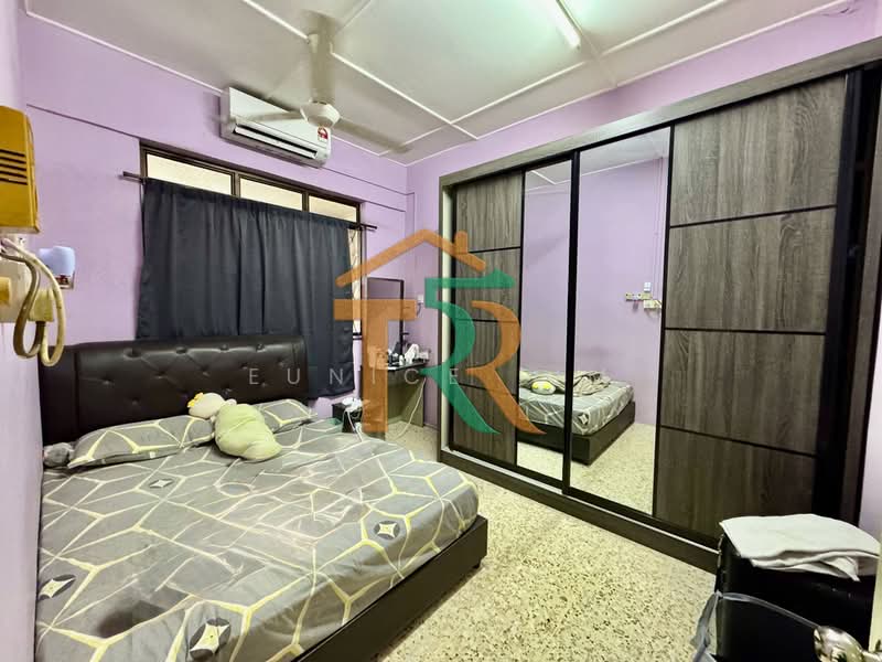 Rumah Teres 1 Tingkat untuk Dijual di Taman Fajar (Bakri) - Eunice Lim - PropertyGuru.com.my