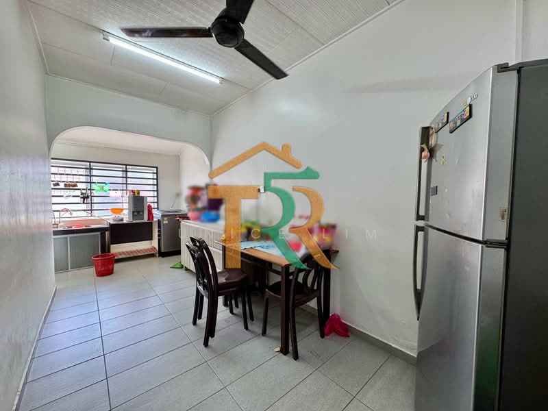 Rumah Teres 1 Tingkat untuk Dijual di Taman Fajar (Bakri) - Eunice Lim - PropertyGuru.com.my