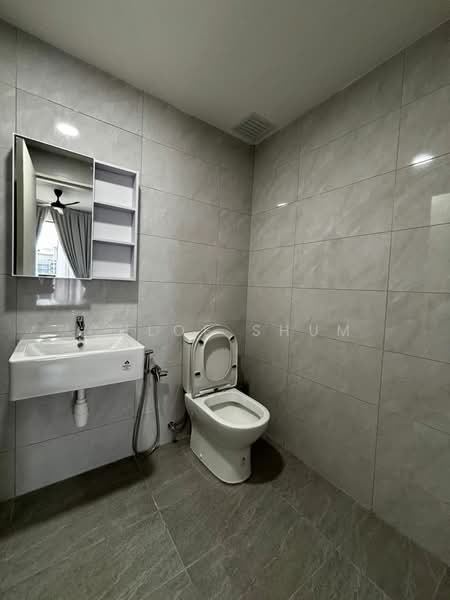 Service Residence for Rent at Altris Residences @ The Quartz WM - Chloe Shum - Bathroom - PropertyGuru.com.my