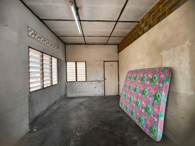1-storey Terraced House for Rent in Ampang Hilir (Ampang) - Chinddeey Khong - PropertyGuru.com.my