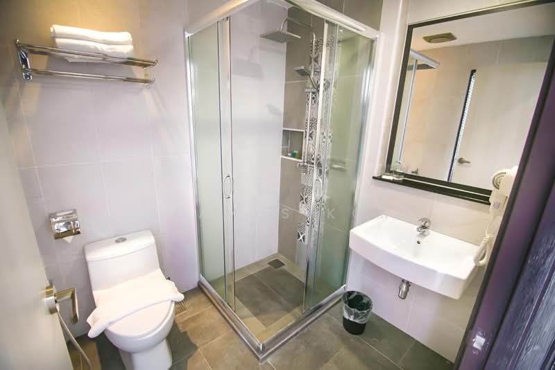 Hotel / Resort untuk Disewa di Laman Seri Business Park (Shah Alam) - Seamus Kor - Bathroom - PropertyGuru.com.my
