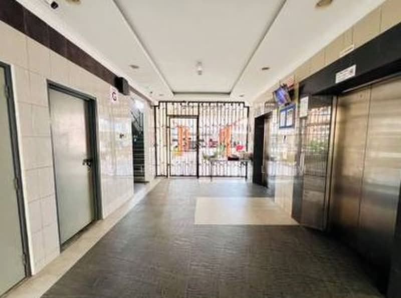 Pangsapuri untuk Dijual di Sri Lavender Apartment - Catherine Lum - Entrance - PropertyGuru.com.my