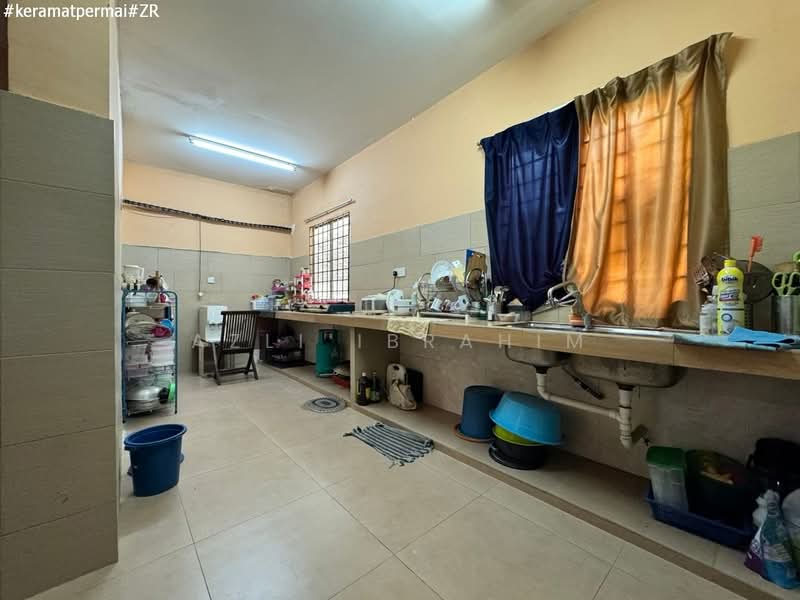 2-storey Terraced House for Sale in Taman Keramat Permai (Ulu Kelang) - Azli Ibrahim - Kitchen - PropertyGuru.com.my