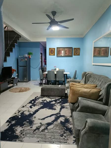 Rumah Teres 2 Tingkat untuk Dijual di Taman Scientex Pasir Gudang (Pasir Gudang) - Azlan Ismail aiproperty - Living Room - PropertyGuru.com.my