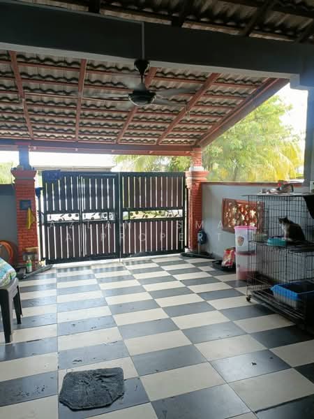 Rumah Teres 2 Tingkat untuk Dijual di Taman Scientex Pasir Gudang (Pasir Gudang) - Azlan Ismail aiproperty - Exterior - PropertyGuru.com.my