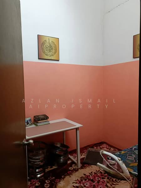 Rumah Teres 2 Tingkat untuk Dijual di Taman Scientex Pasir Gudang (Pasir Gudang) - Azlan Ismail aiproperty - Study - PropertyGuru.com.my