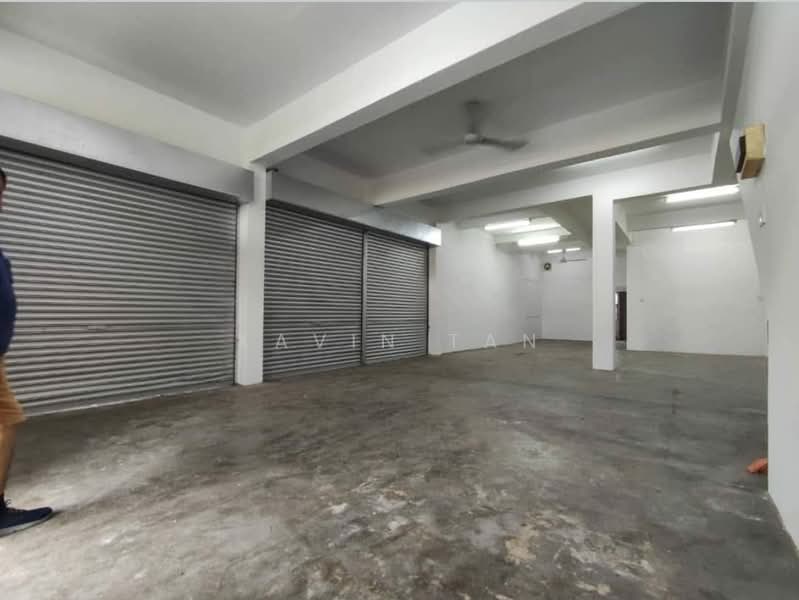 Shop for Rent in Taman Johor Jaya (Johor Bahru) - Kavin Tan - Interior - PropertyGuru.com.my