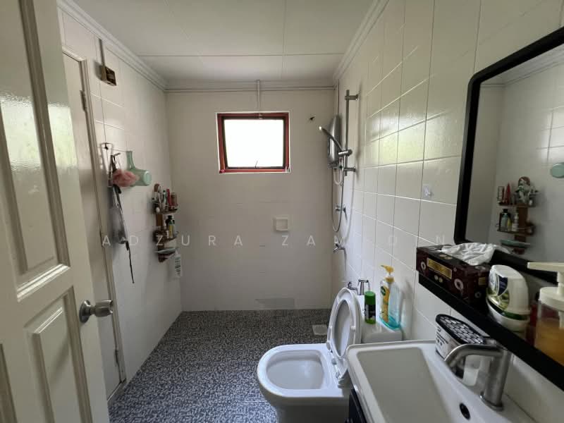 Bungalow for Sale in Taman Setiawangsa (Setiawangsa) - Adzura Zamedin - Bathroom - PropertyGuru.com.my