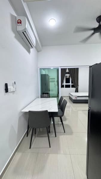 Servis Apartment untuk Disewa di Mesahill - Joan Loh - Dining Room - PropertyGuru.com.my