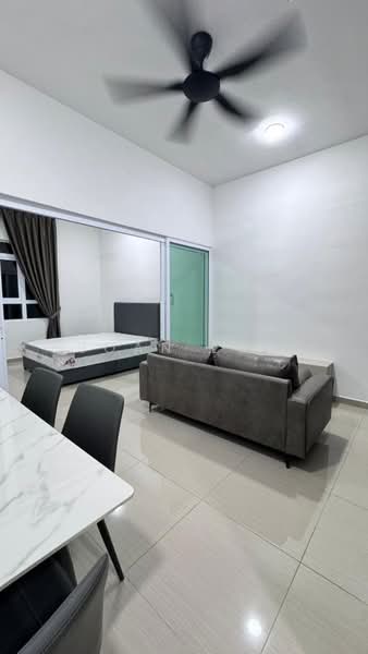 Servis Apartment untuk Disewa di Mesahill - Joan Loh - Living Room - PropertyGuru.com.my
