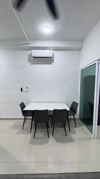 Servis Apartment untuk Disewa di Mesahill - Joan Loh - Dining Room - PropertyGuru.com.my