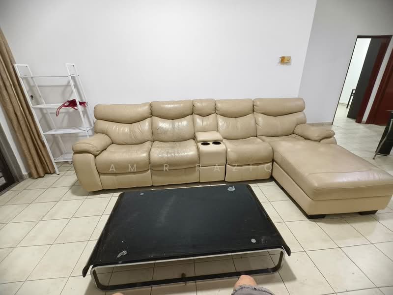 Pangsapuri untuk Disewa di Prima Regency - Amir Raziq - Living Room - PropertyGuru.com.my