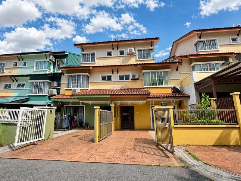 Rumah Teres 2.5 Tingkat untuk Dijual di Kampung Sungai Kayu Ara (Petaling Jaya) - Azli Ibrahim - Exterior - PropertyGuru.com.my