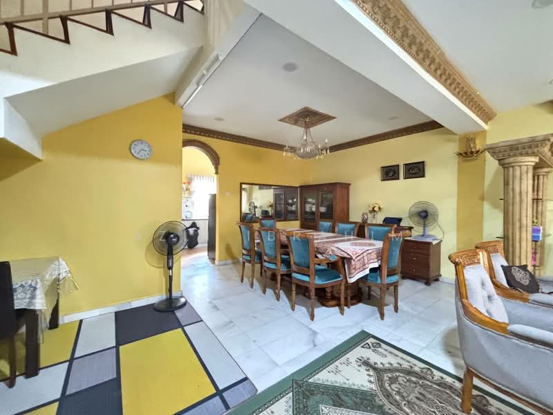 Rumah Teres 2.5 Tingkat untuk Dijual di Kampung Sungai Kayu Ara (Petaling Jaya) - Azli Ibrahim - Dining Room - PropertyGuru.com.my