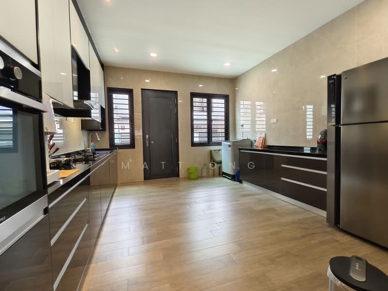 2-storey Terraced House for Sale in U16, Elmina Gardens (Shah Alam) - Matt Ong - Kitchen - PropertyGuru.com.my