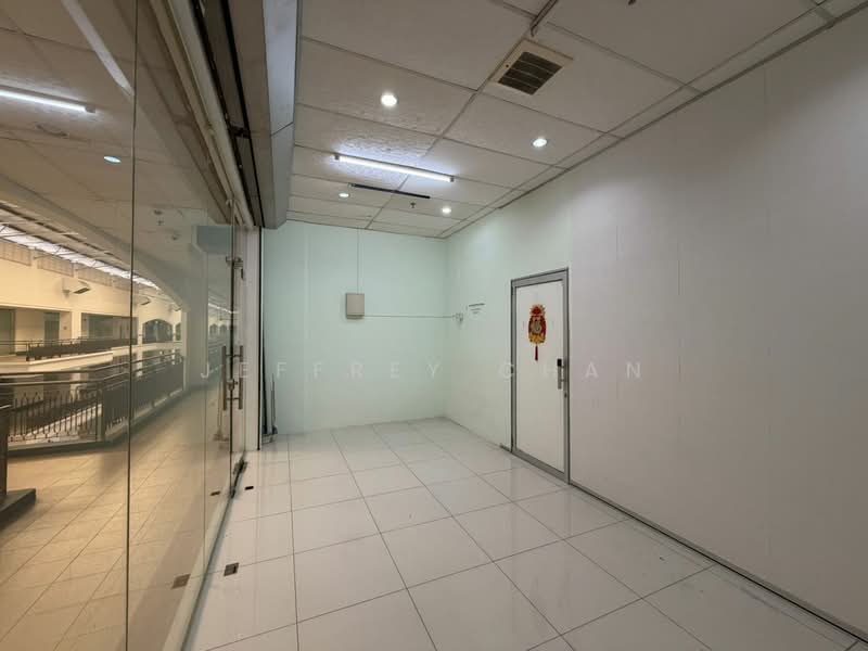 Shop / Office for Rent in Bayan Baru (Penang) - Jeffrey Chan - Interior - PropertyGuru.com.my