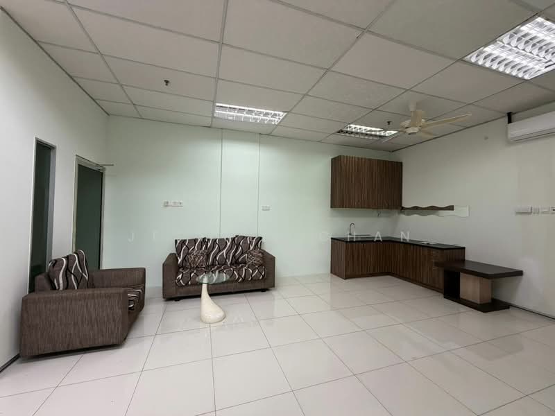 Shop / Office for Rent in Bayan Baru (Penang) - Jeffrey Chan - Living Room - PropertyGuru.com.my