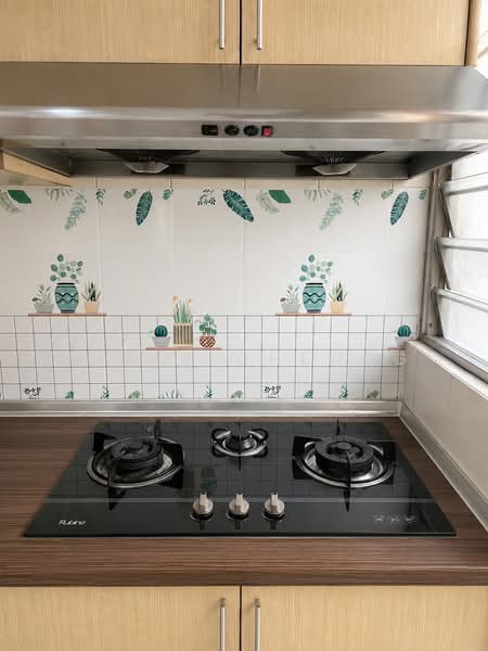 Service Residence for Rent at Serviced Residence @ Casa Tiara - Peter Cheong - Kitchen - PropertyGuru.com.my
