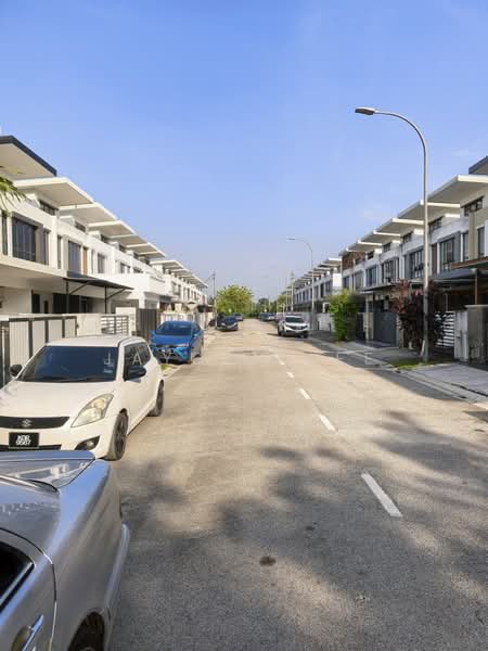 Rumah Teres 2.5 Tingkat untuk Dijual di Taman Bukit Kapar (Kapar) - Jayden Lee - Exterior - PropertyGuru.com.my
