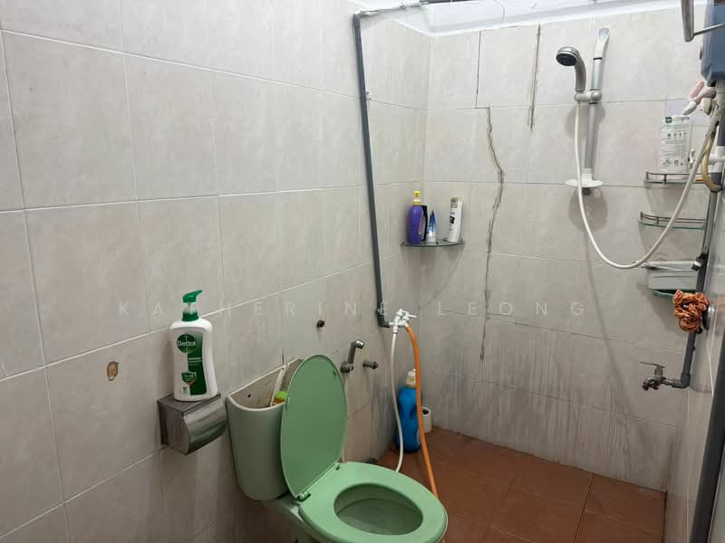 Rumah Teres 1 Tingkat untuk Dijual di Rawang (Selangor) - Katherine Leong - Bathroom - PropertyGuru.com.my