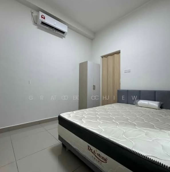 Pangsapuri untuk Disewa di KSL Residence 2 @ Kangkar Tebrau - Grace Chiew - Bedroom - PropertyGuru.com.my