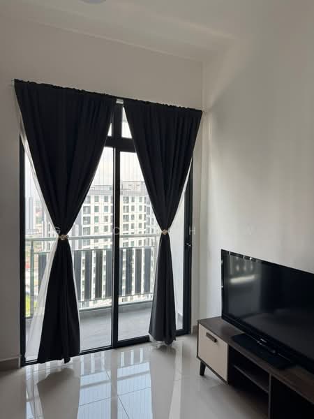 Pangsapuri untuk Disewa di KSL Residence 2 @ Kangkar Tebrau - Grace Chiew - Living Room - PropertyGuru.com.my