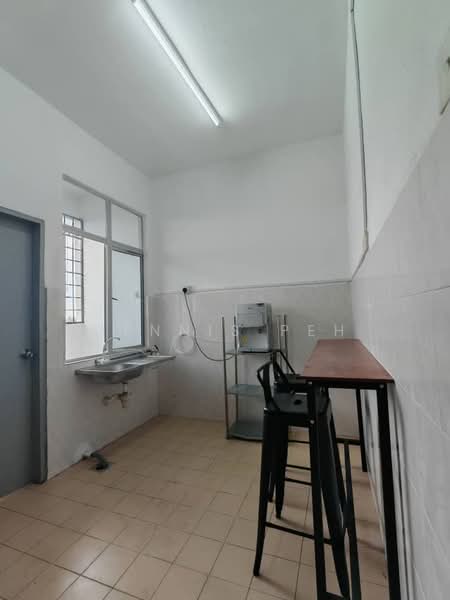 Office for Rent in Bandar Seri Alam (Masai) - Dennis Peh - Kitchen - PropertyGuru.com.my