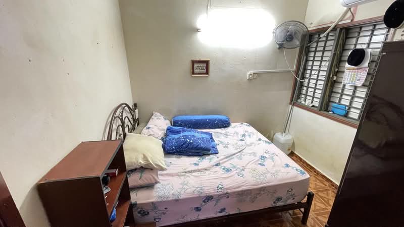 Rumah Teres 1 Tingkat untuk Dijual di Pandan Jaya (Ampang) - Azli Ibrahim - Bedroom - PropertyGuru.com.my