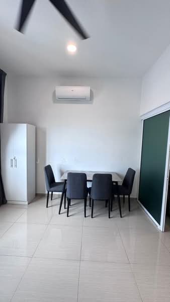 Servis Apartment untuk Disewa di Mesahill - Joan Loh - Dining Room - PropertyGuru.com.my