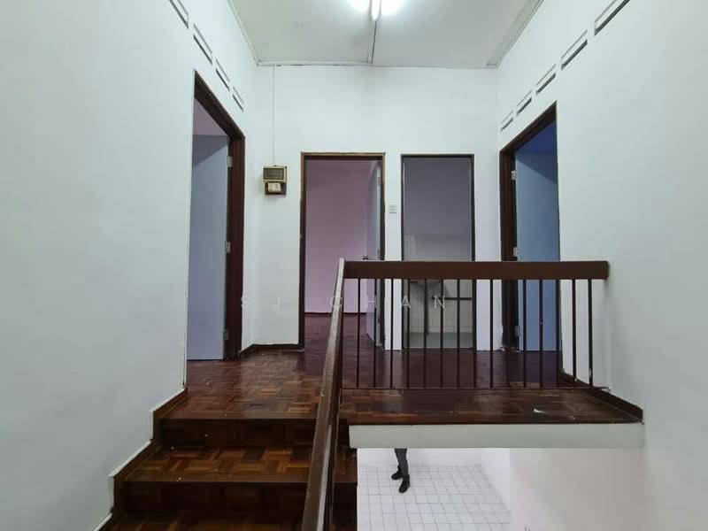 Rumah Teres 2 Tingkat untuk Disewa di Taman Johor Jaya (Johor Bahru) - SJ CHAN - Interior - PropertyGuru.com.my