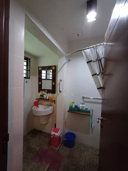 Link Bungalow for Sale in Taman Bukit Berlian (Seremban) - Thana . - PropertyGuru.com.my