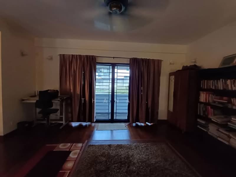 Link Bungalow for Sale in Taman Bukit Berlian (Seremban) - Thana . - PropertyGuru.com.my